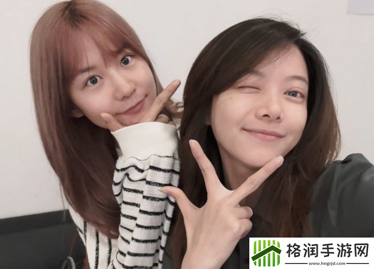 骆歆瞳夕素颜出镜