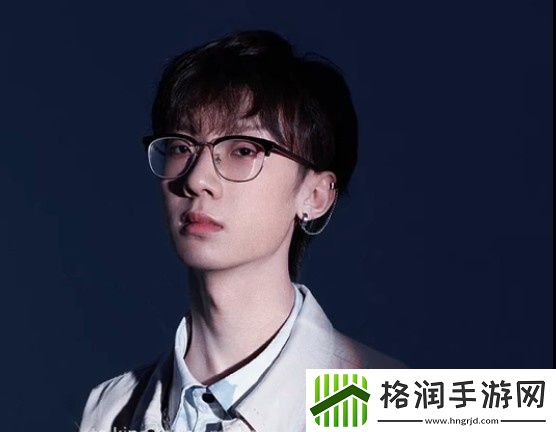 Baolan谈训练赛输给Uzi队