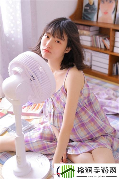 秋水伊人2022黑色毛呢外套成功上线
