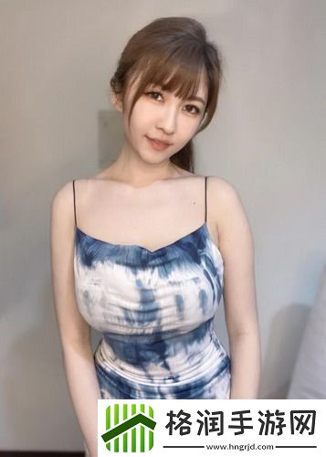 双手攀上两团高峰视频：揭秘攀登高峰的精彩瞬间，感受极限运动的刺激与魅力！