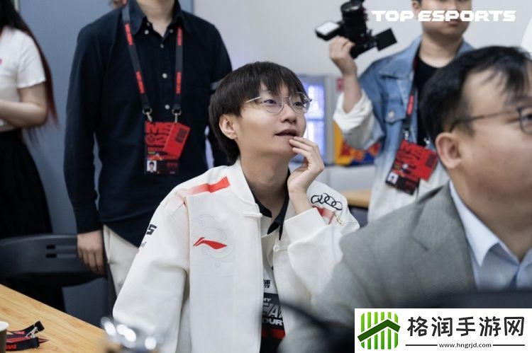 TES发布对阵FNC赛前返图