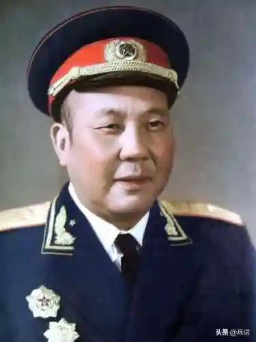 强轰炮手阵容搭配图片