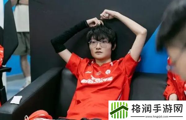 专属BUFF加成此前在LPL决赛击败Tian的队伍拿到2次MSI冠军1次S冠
