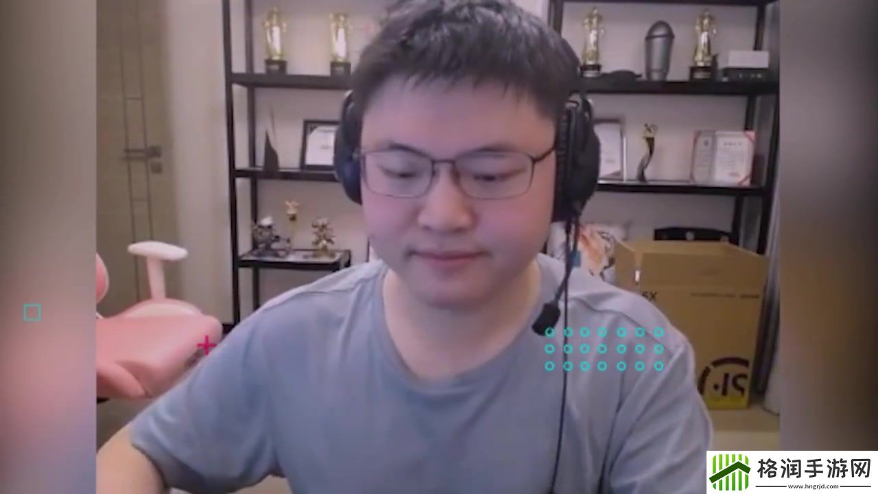 Uzi撞车Doinb组排车队