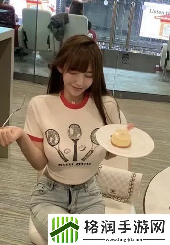 私人家庭影院：让你在家也能享受影院级观影效果的秘诀！