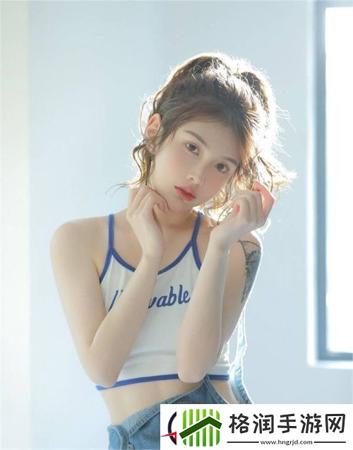 韩国MV女的坐凳子上以前的歌