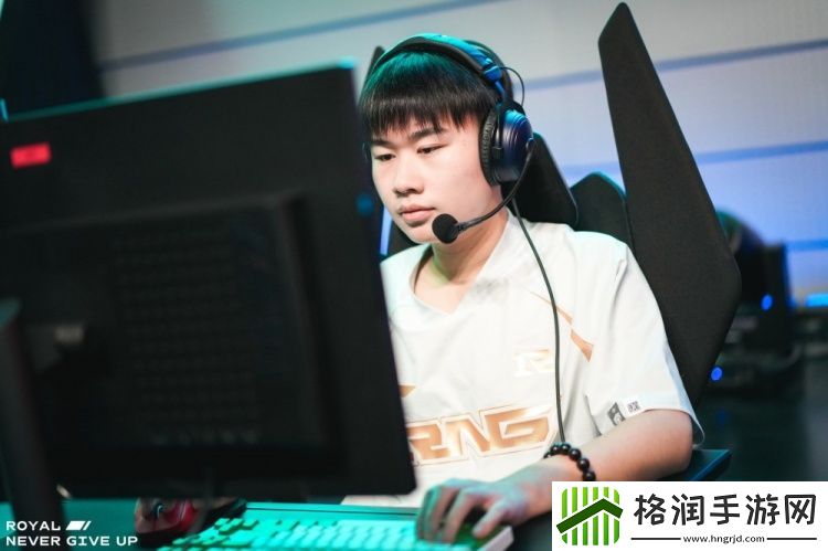 RNG官博发布赛前返图