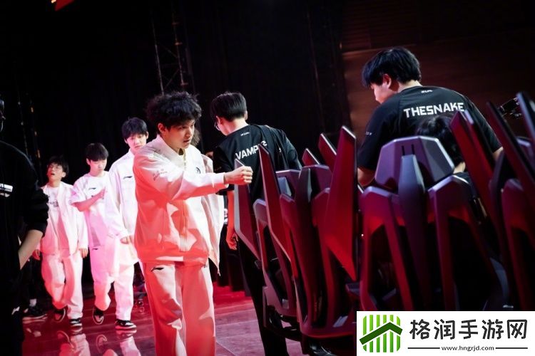 iG公布交手EDG赛后返图