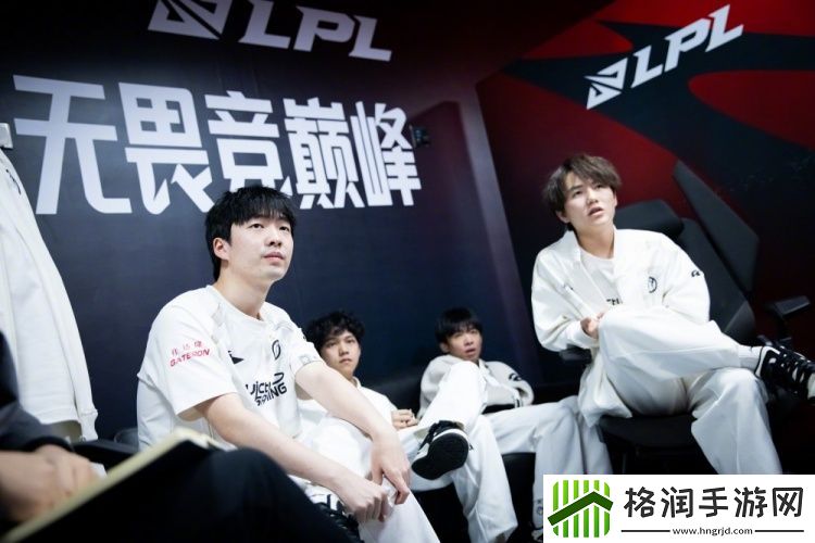 iG公布交手EDG赛后返图