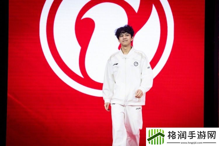 iG公布交手EDG赛后返图