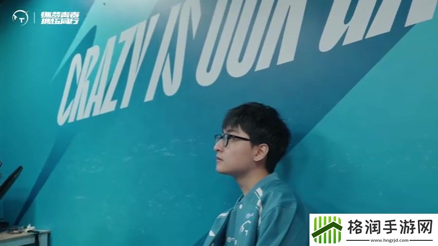 TT发布对阵RNG赛场Vlog