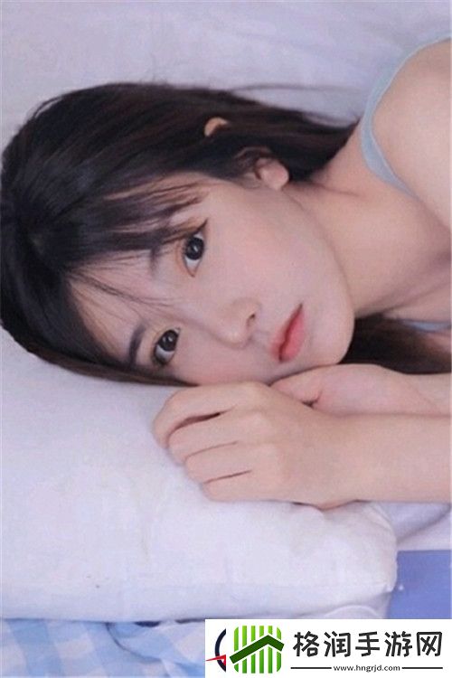 已满十八周岁自觉带纸由此转入竟被女主播闲聊时提到