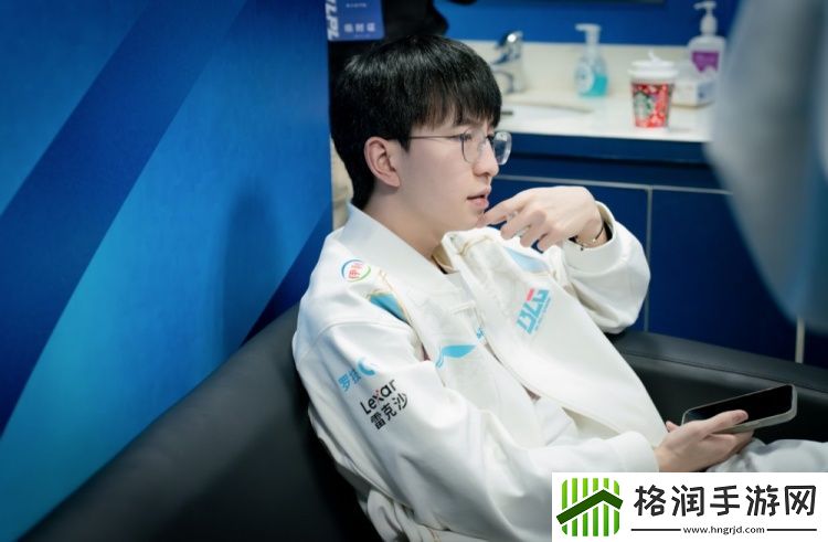 BLG公布昨日交手TT赛后返图