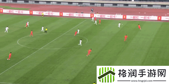 绝境Uzi媒体人谈国足失利