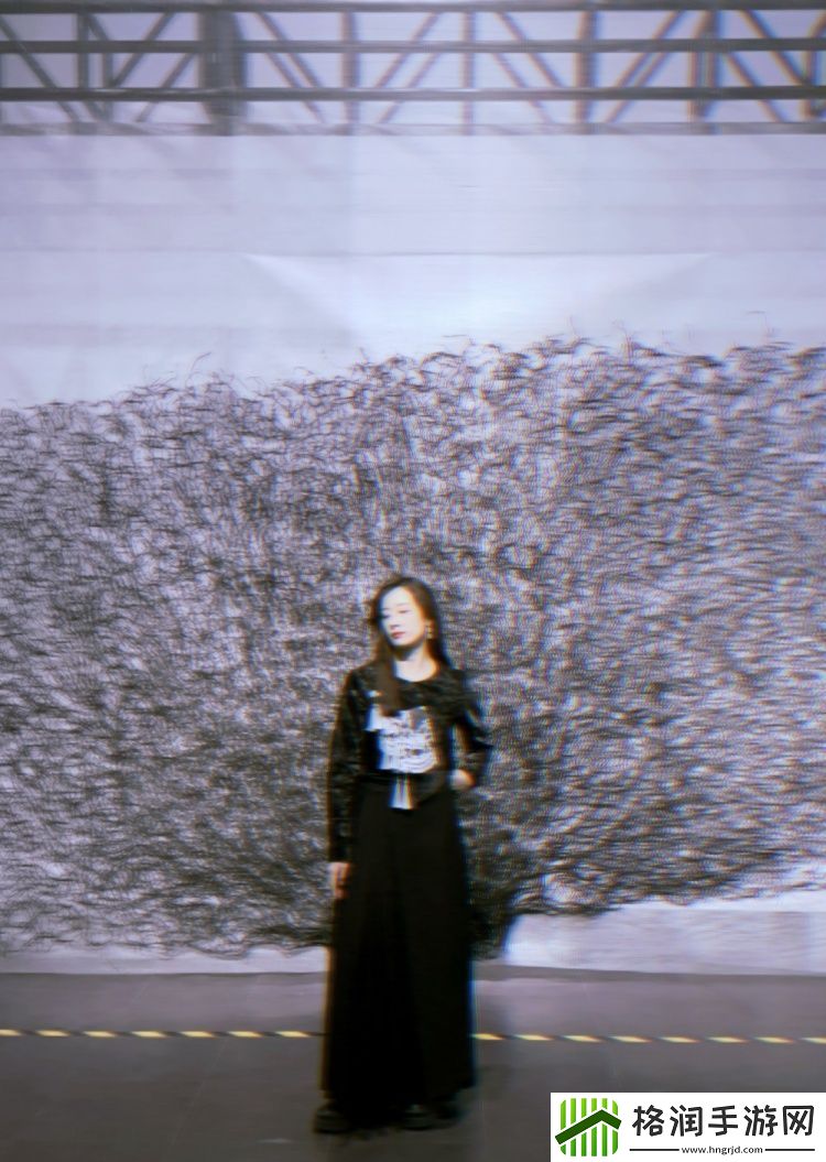 主持张小薇晒照