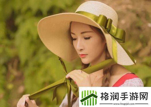蜜丝婷大草莓和小草莓对比