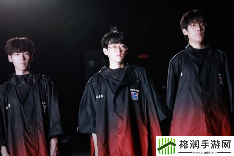 LNG分享世界赛出征主题片拍摄花絮