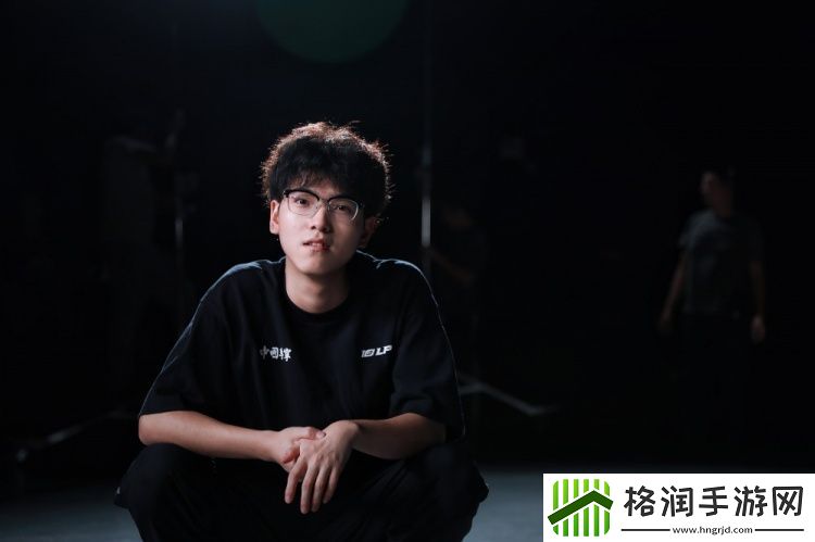 LNG分享世界赛出征主题片拍摄花絮