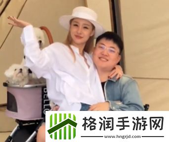 Uzi妻子奥咪咪分享家庭露营