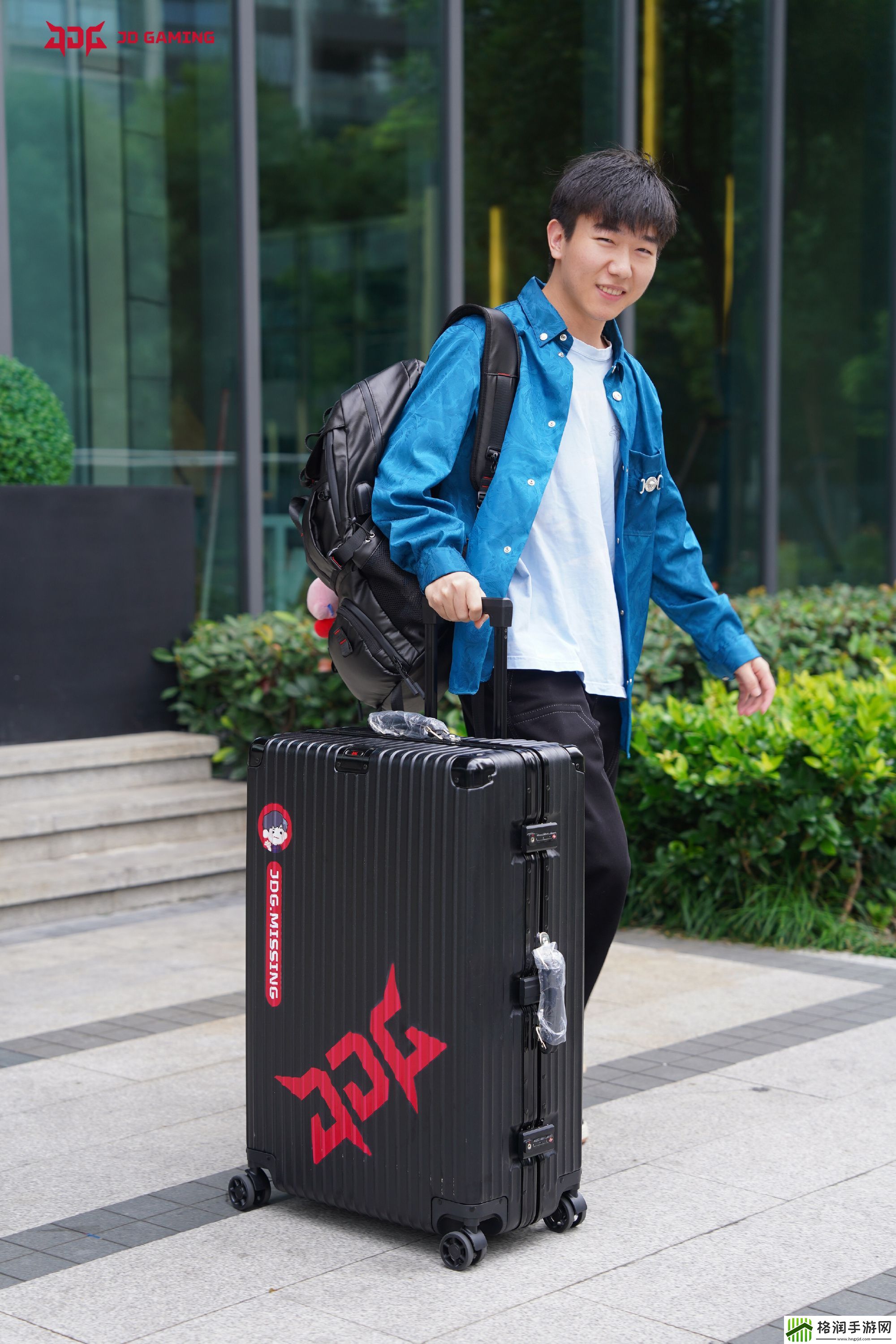 JDG官博分享出发返图