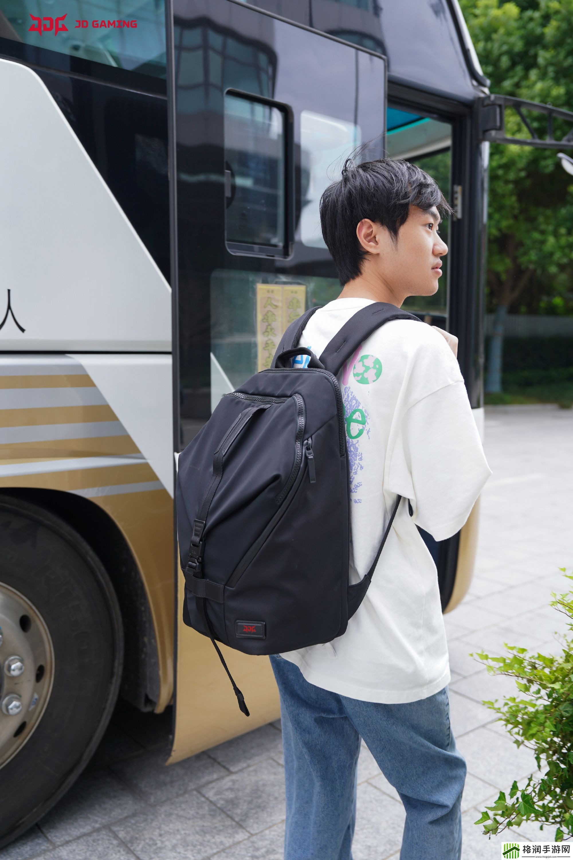 JDG官博分享出发返图