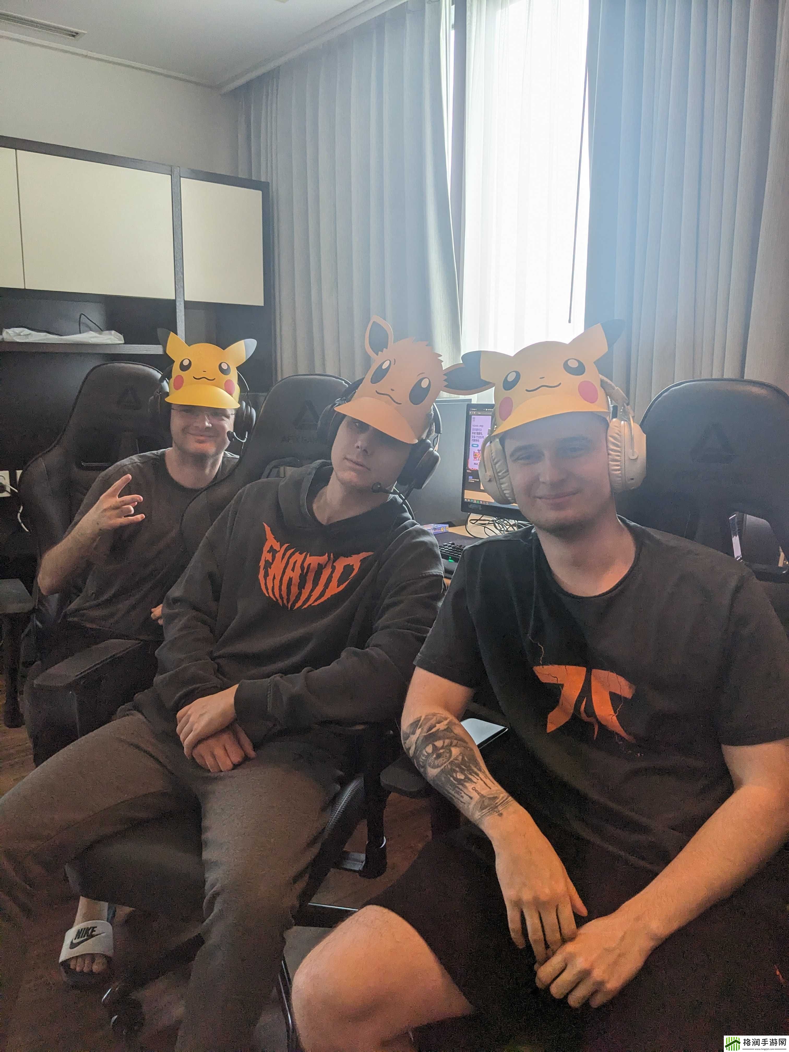 选手到韩国干嘛呢FNC官推分享韩国游玩照