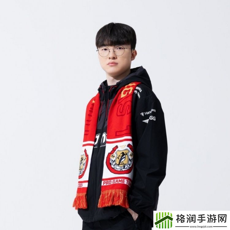 T1公布2023全球总决赛队服