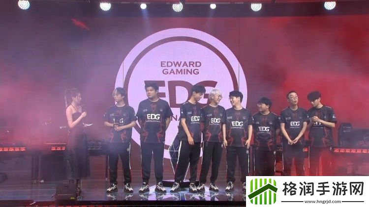 EDG夺冠采访Smoggy