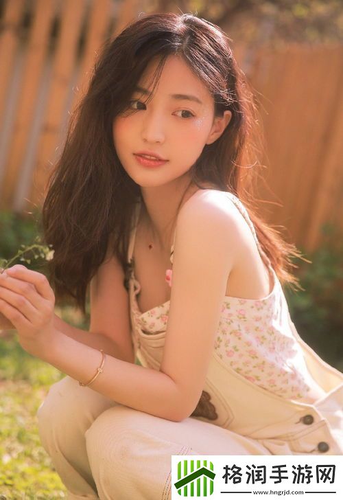 九个装修工人把我放在茶几上文字