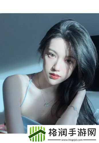 丰裕纵满杨玉环2588高清壁纸：极致细腻的画面质感，重现大唐贵妃的倾世容颜！