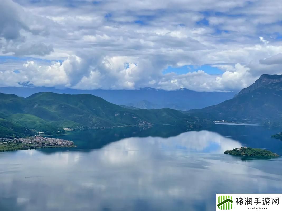 一个在上吃一个在下面敷面膜