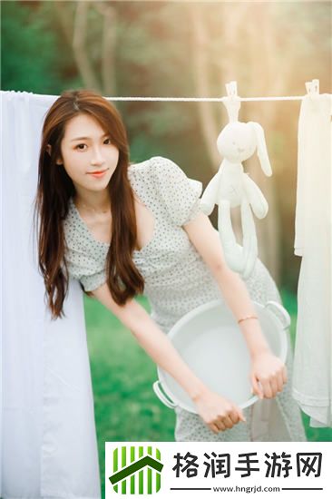 免费网站在线观看人数在哪更新：揭秘数据更新频率与观众行为洞察，助你提升平台表现！