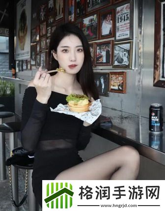 一个在上吃一个在下面敷面膜护肤新花样