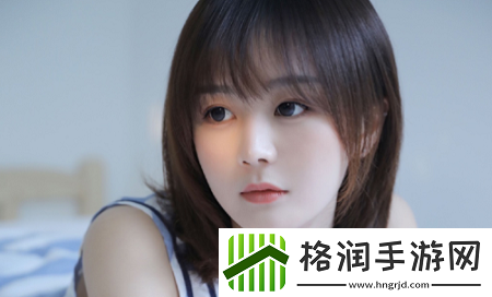 兄弟你女朋友的裤子很有特点啊