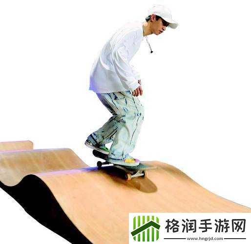 男生女生在一起猜猜猜轮滑鞋