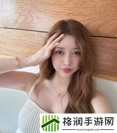 一个在上吃一个在下面敷面膜