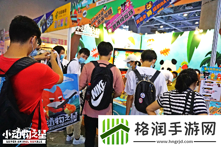 饲养员集结萤火虫漫展小动物之星手游线下火热