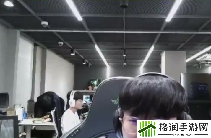 还在掉水里！Viper