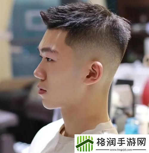 “巨无霸”黑长直