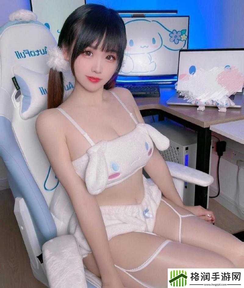 大白兔衬衫里蹦蹦跳跳的是什么