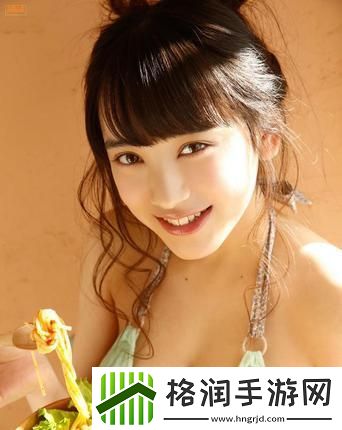 军训大白兔蹦出来了