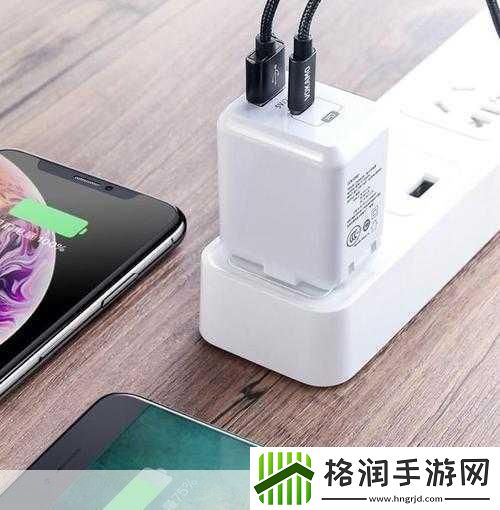 如果充电器没连接到电器时继续留在插座上会耗电吗