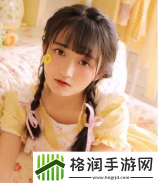 一前一后三个人一起骑自行车快乐无比网友