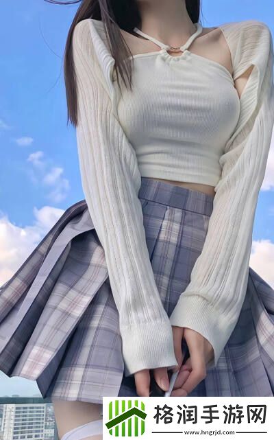 早上起来就装得满满的牛奶壶