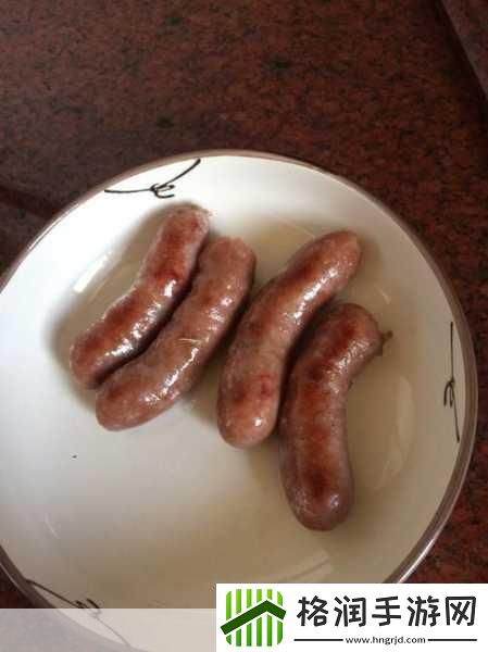 小洞饿了想吃大香肠