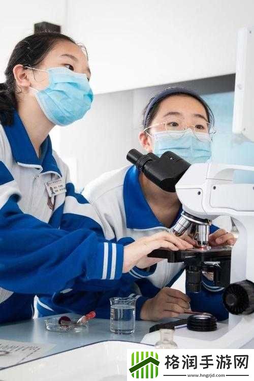 生物课上全班人面前高