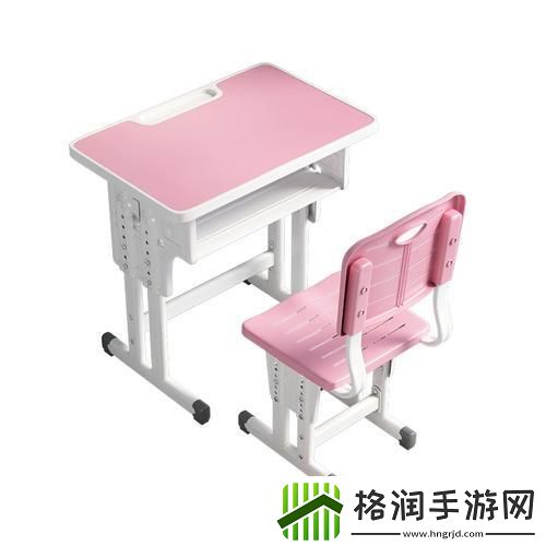 “课桌椅里头藏着啥