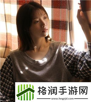 已满十八岁从此进入戴好耳机的