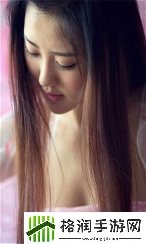 游泳馆里的两个教练孟月月教学专业网友