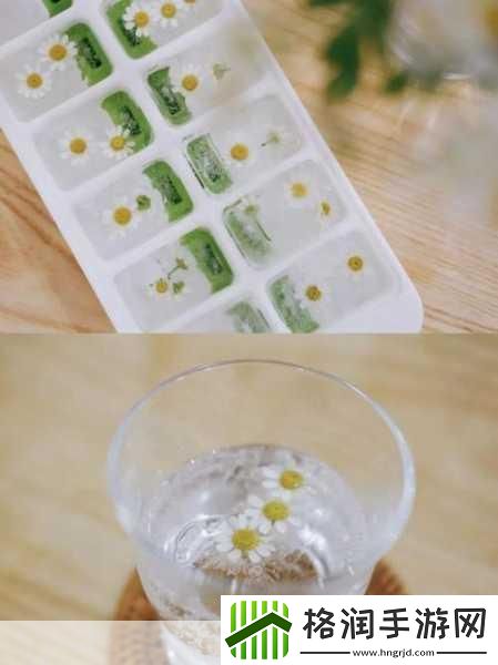 把冰块一颗一颗往里堆